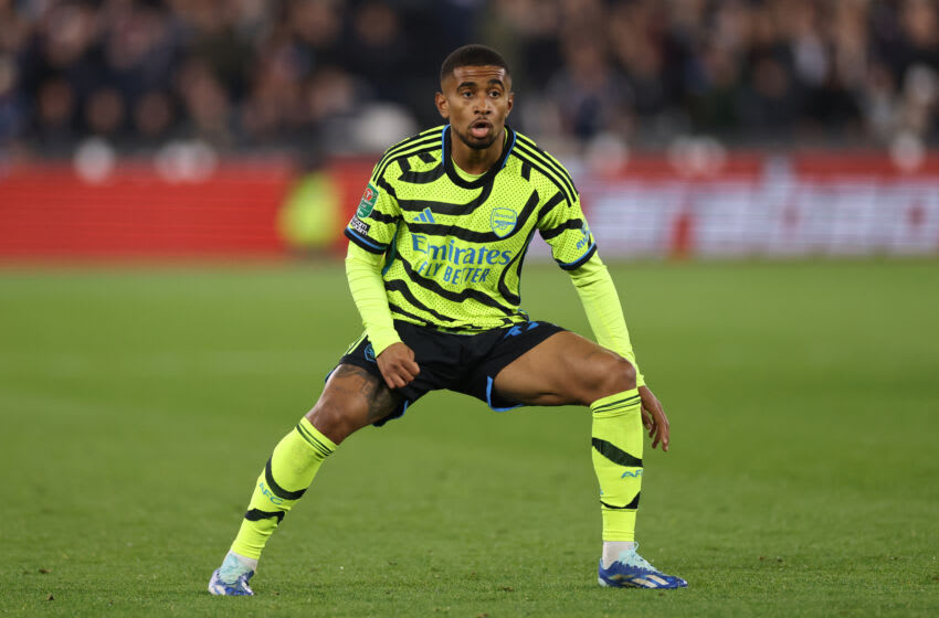 LONDON, ENGLAND - NOVEMBER 1: Reiss Nelson of Arsenal during the Carabao Cup Fourth Round match between West Ham United and Arsenal at London Stadium on November 1, 2023 in London, England. (Photo by Marc Atkins/Getty Images)